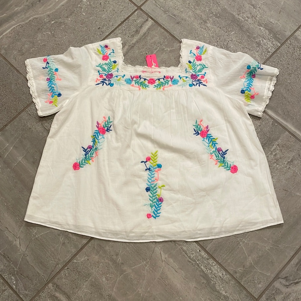 NWT Embroidered Tamryn Short Sleeve Lilly Pulitzer Shirt